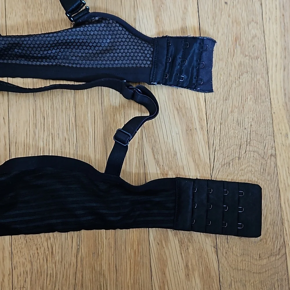 Jockey and Hanes wire free bras L